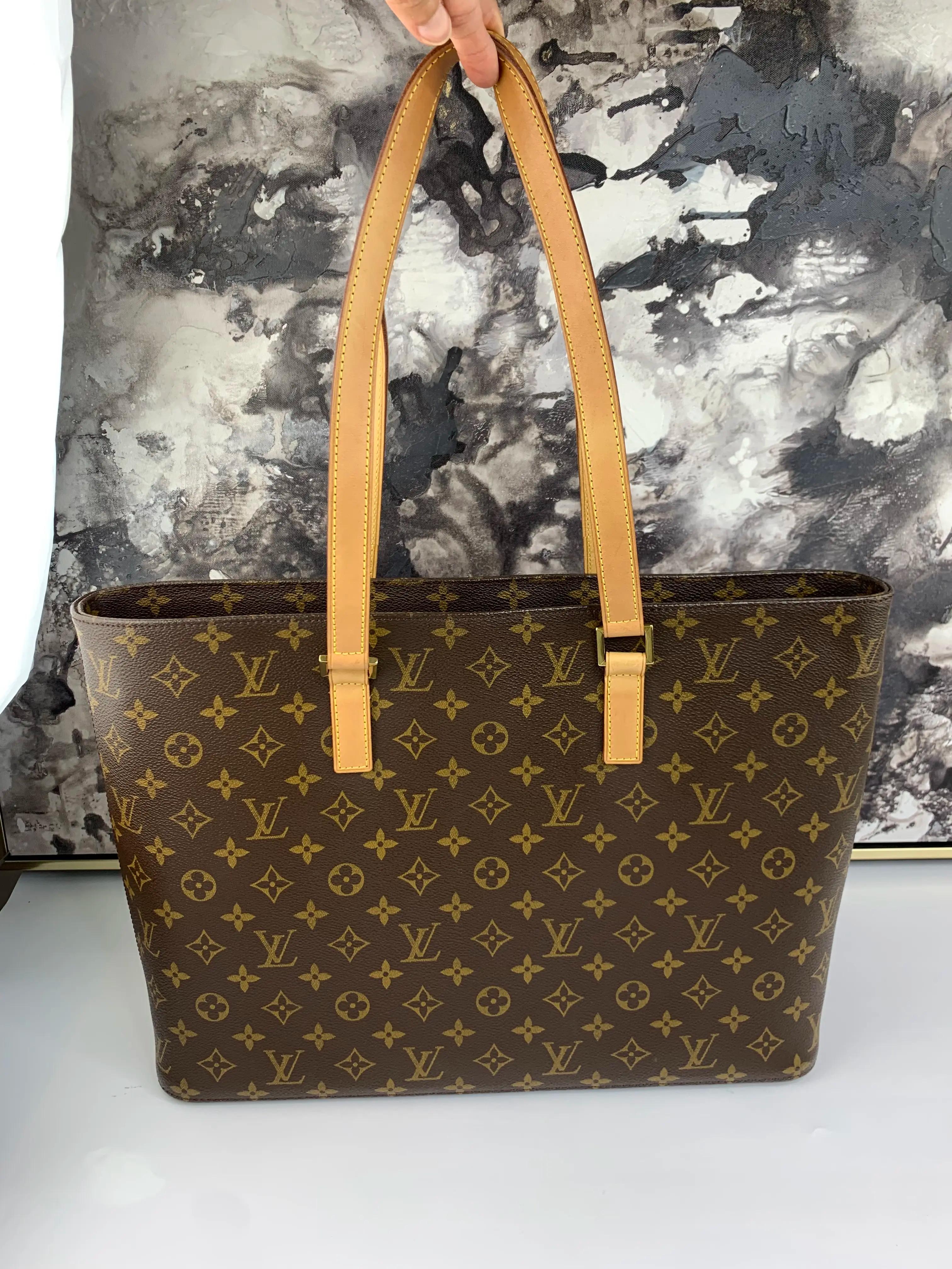 Pre-owned Louis Vuiton coated canvas Tote Bags Luco Tote Bag Monogram