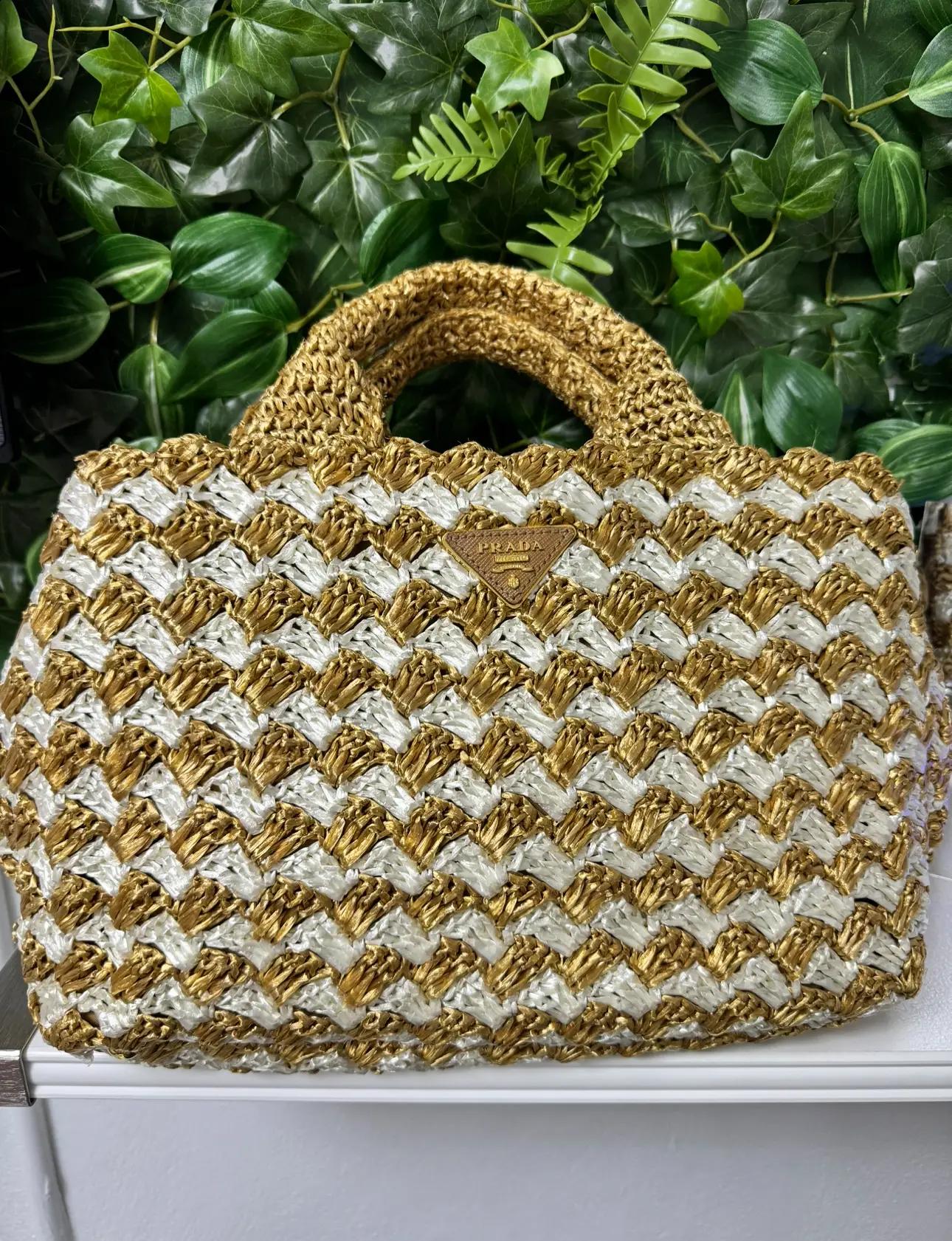 Pre-owned PRADA Raffia Handbag