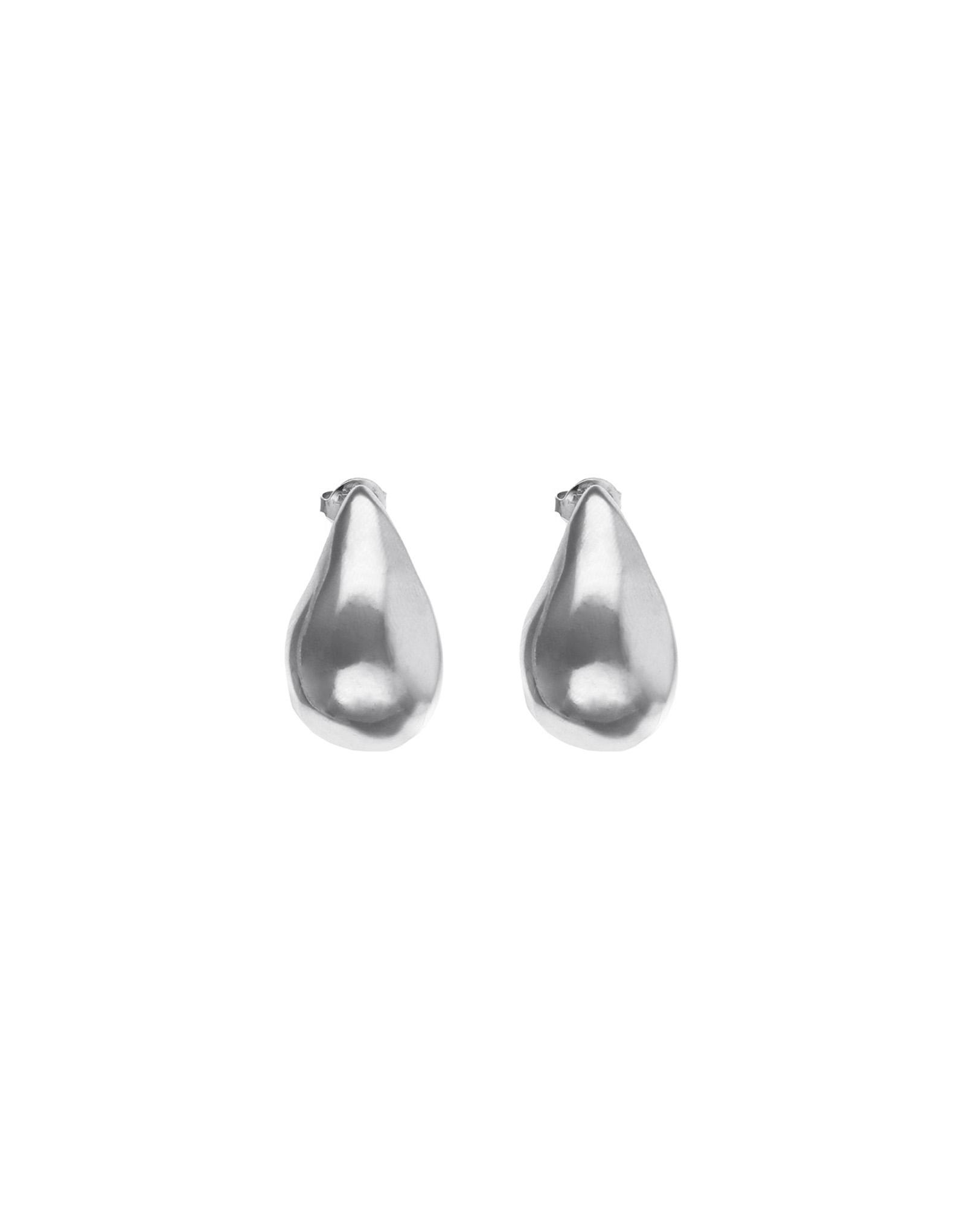 Drop-shaped earrings