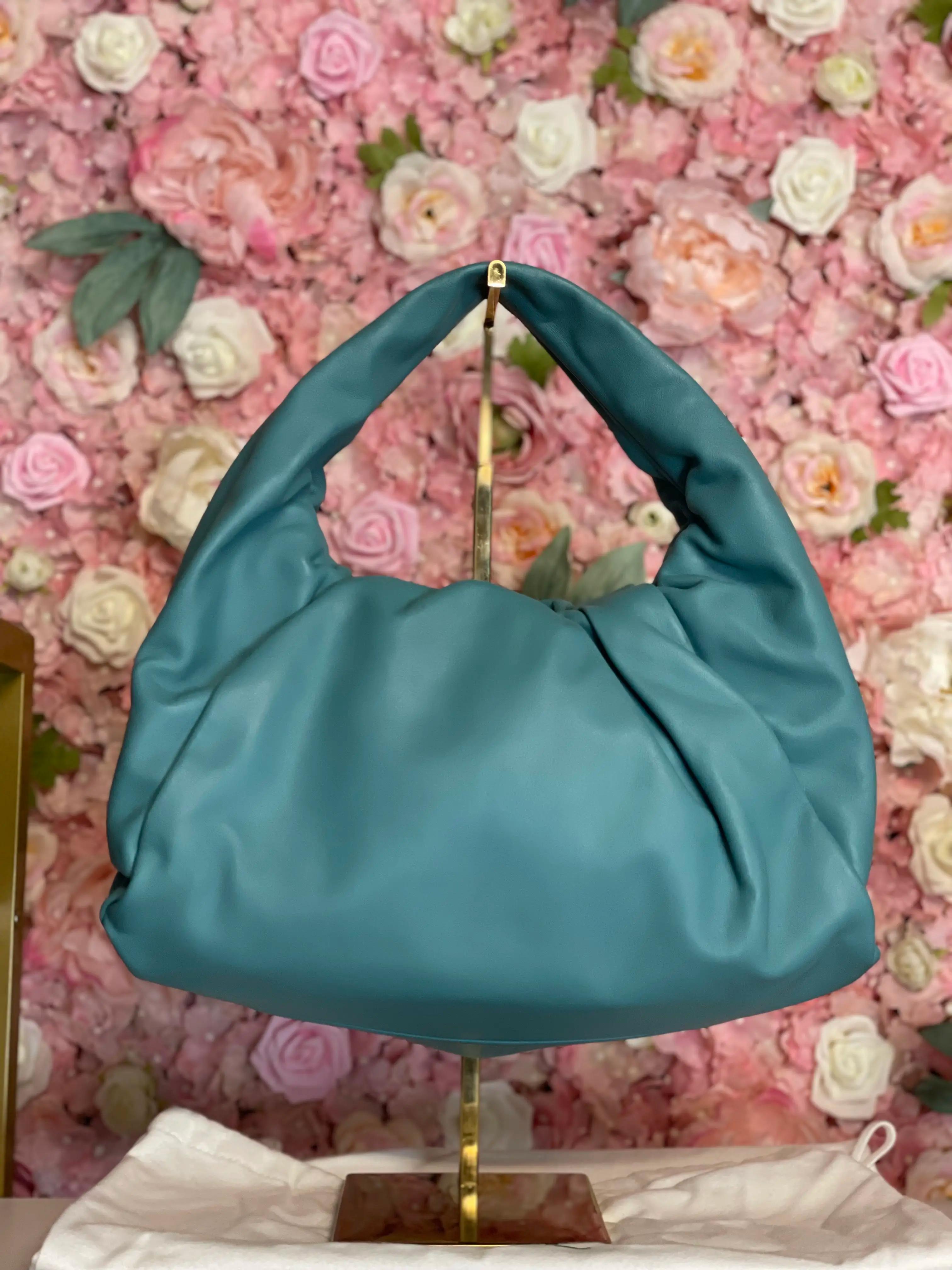 Pre-owned Bottega Veneta Calfskin leather Tote Bags Blue The Shoulder Pouch hobo tote