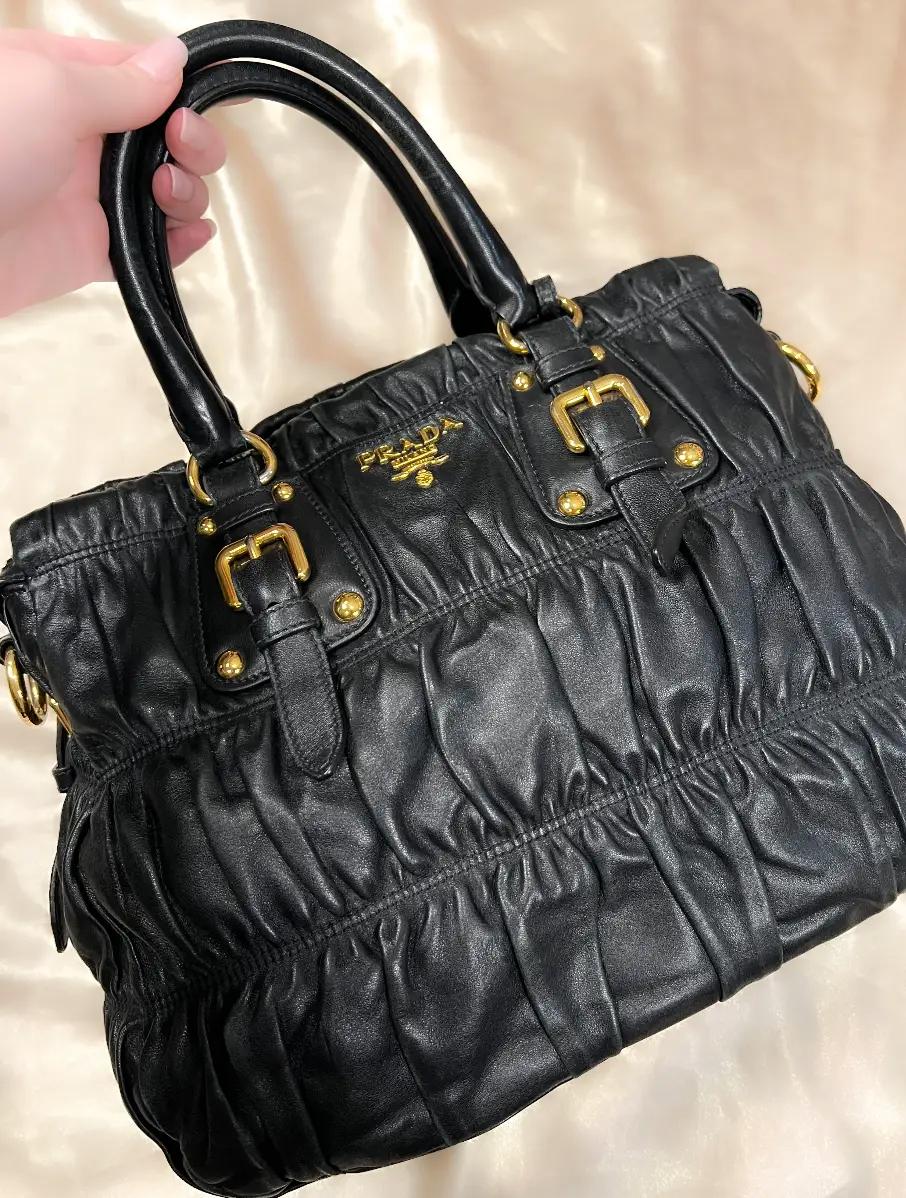 Pre-owned PRADA Leather Tote Bags Gaufre Black Quilted Tote Bag
